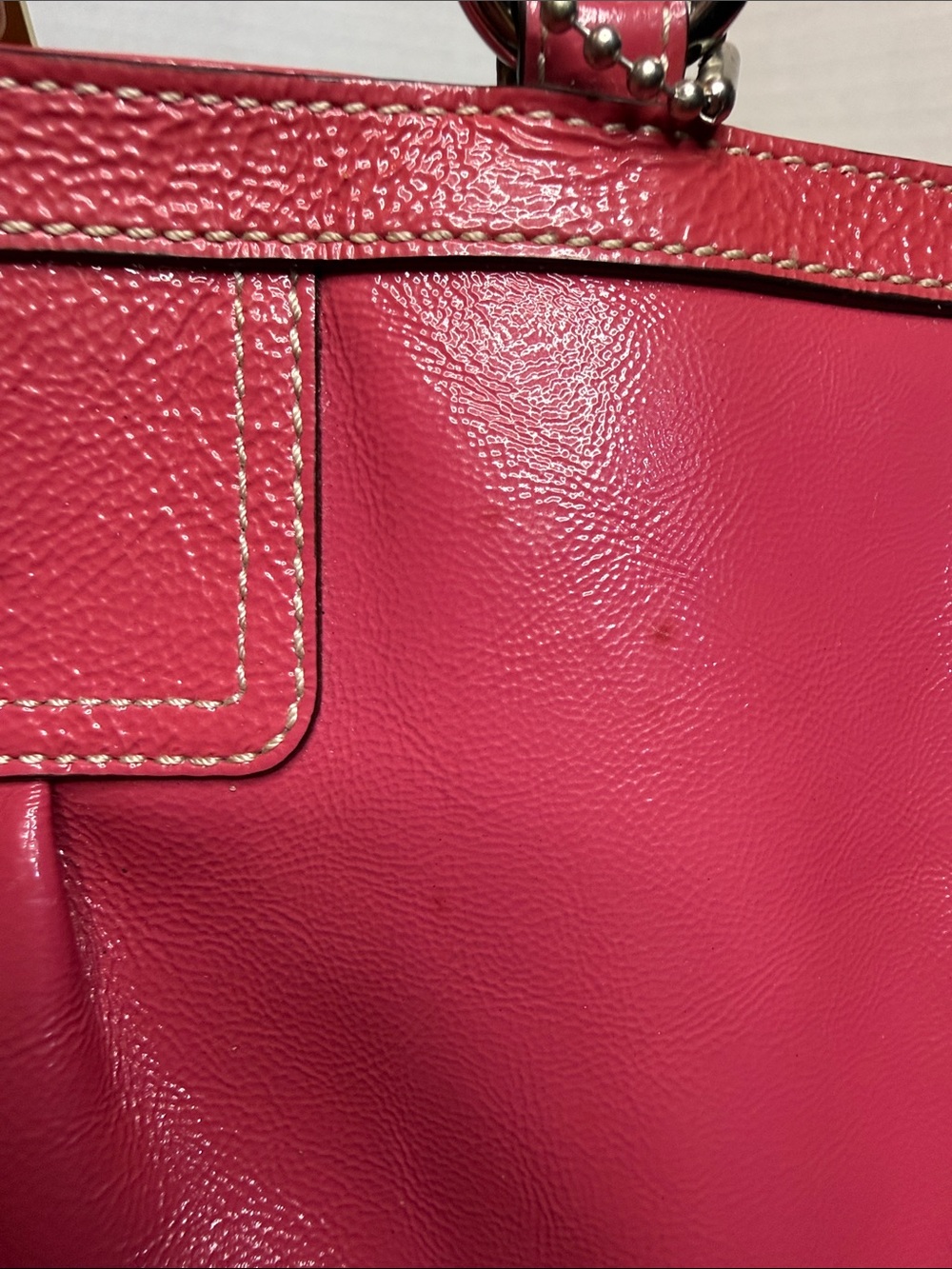🩷Coach F13761 Hot Pink Patent Leather Tote Bag🩷 with Charm 🔥COA included - Picture 16 of 16